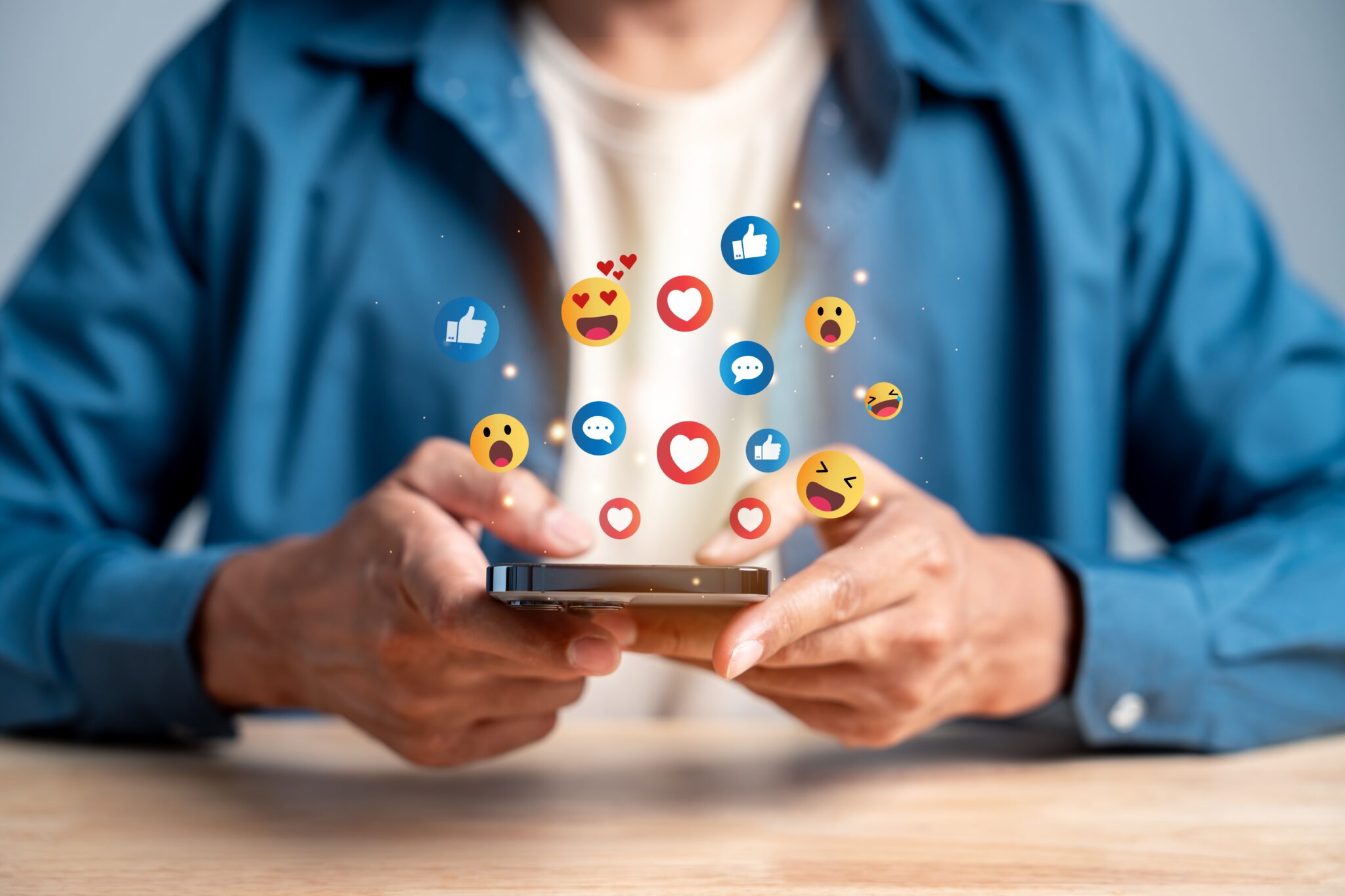 Servicio profesional de community manager y gestión estratégica de redes sociales para empresas.
