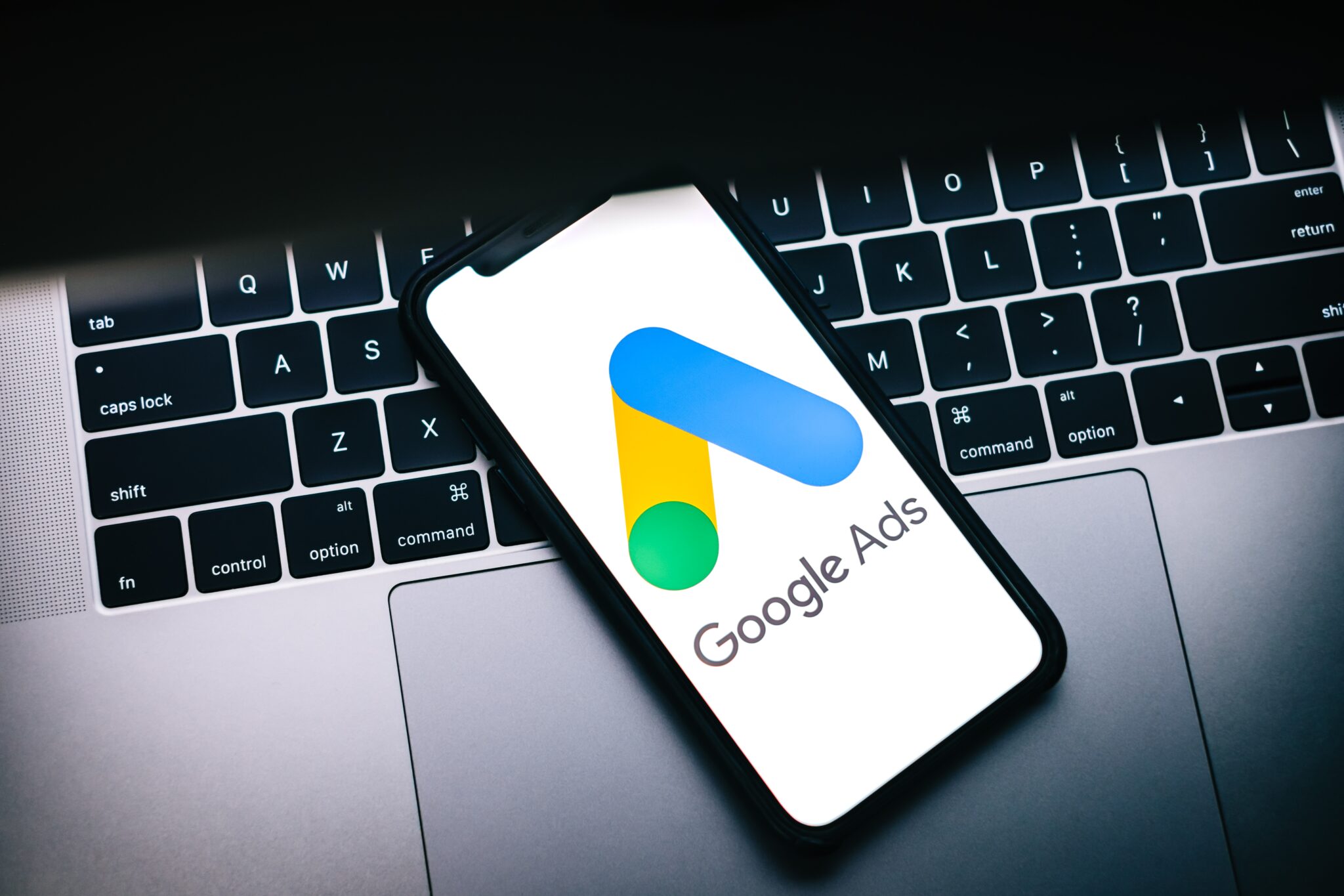 Servicio de gestión de campañas publicitarias en Google Ads para posicionamiento web y generación de prospectos.